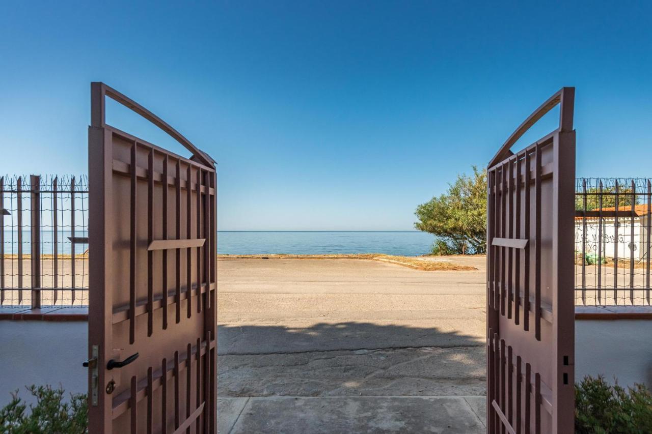 La Casa Davanti Al Mare Quartu Sant'Elena Ngoại thất bức ảnh